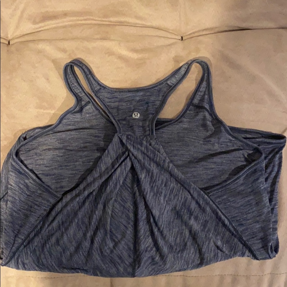 Lululemon tanks